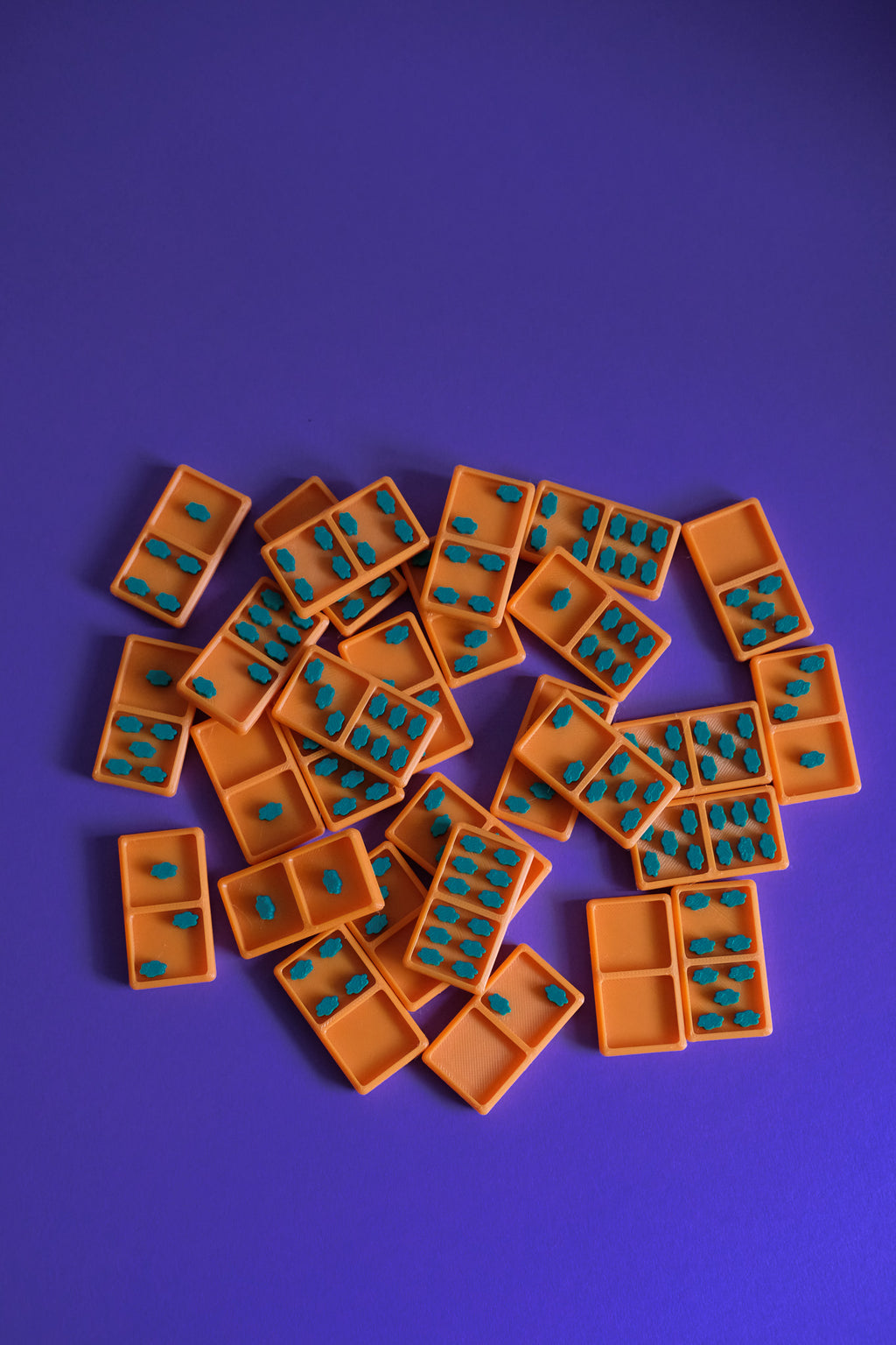 Kiki Dominoes (Orange - Dark Green)