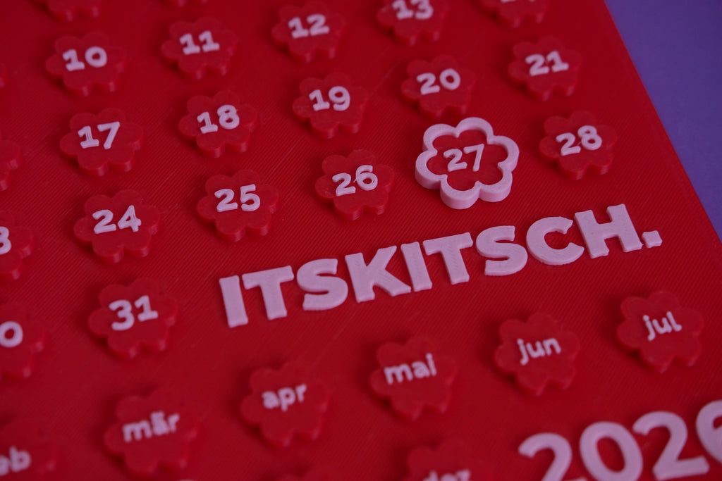 2026 CLOUD CALENDAR - Red