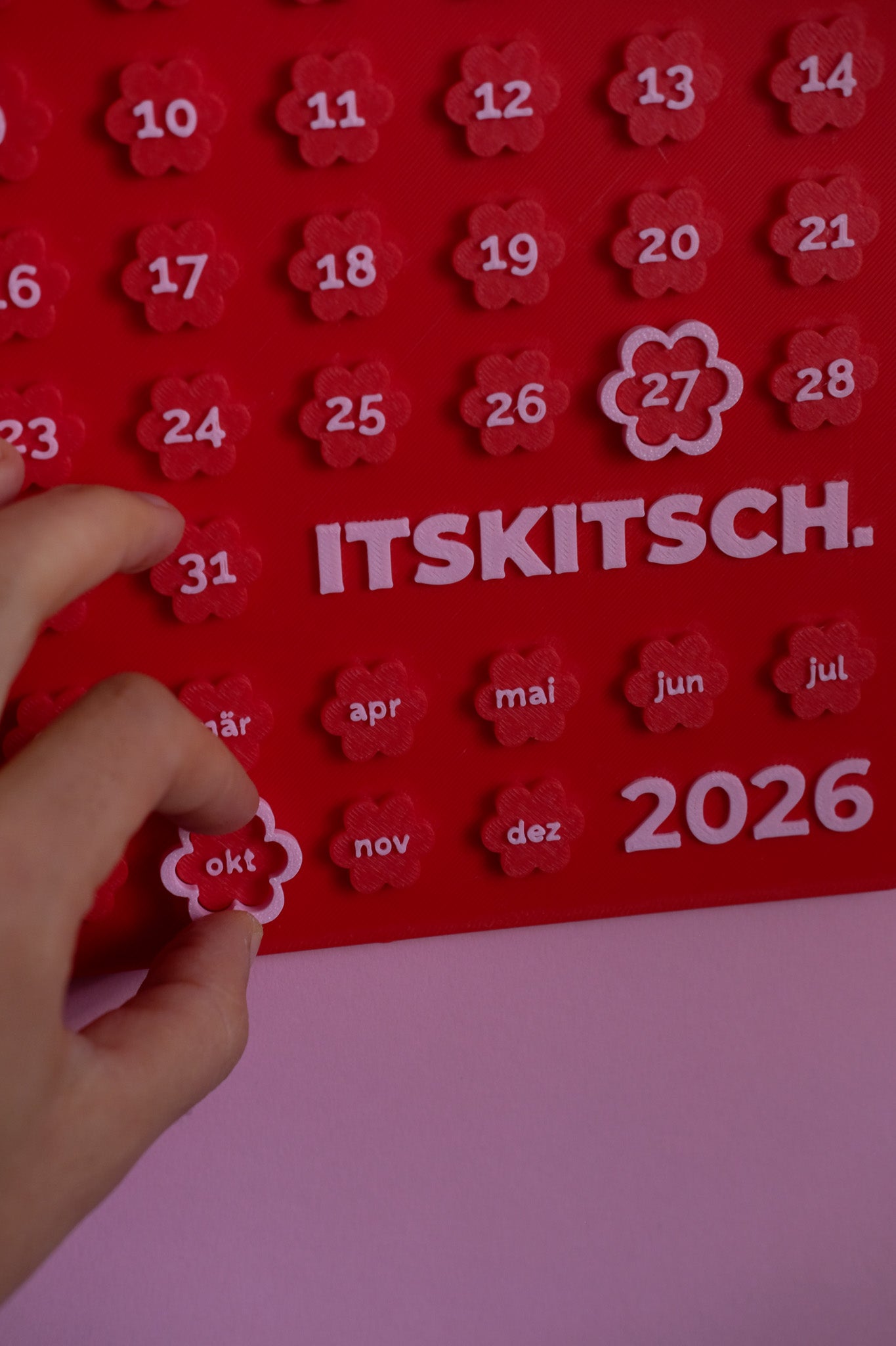 2026 CLOUD CALENDAR - Red